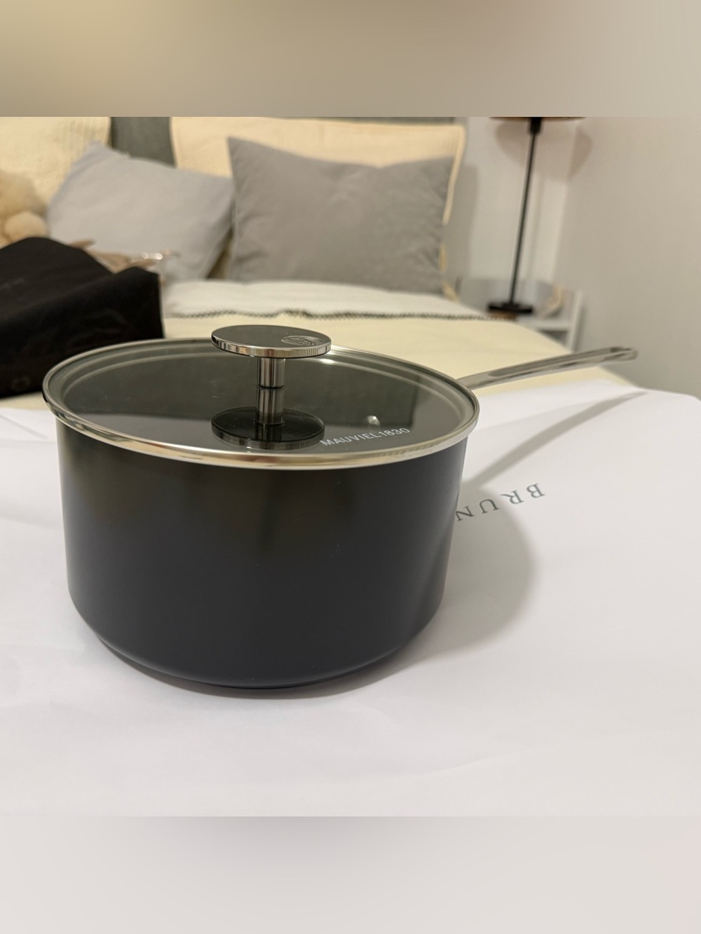 Mauviel 1830 pan has a 20 cm diameter with lid